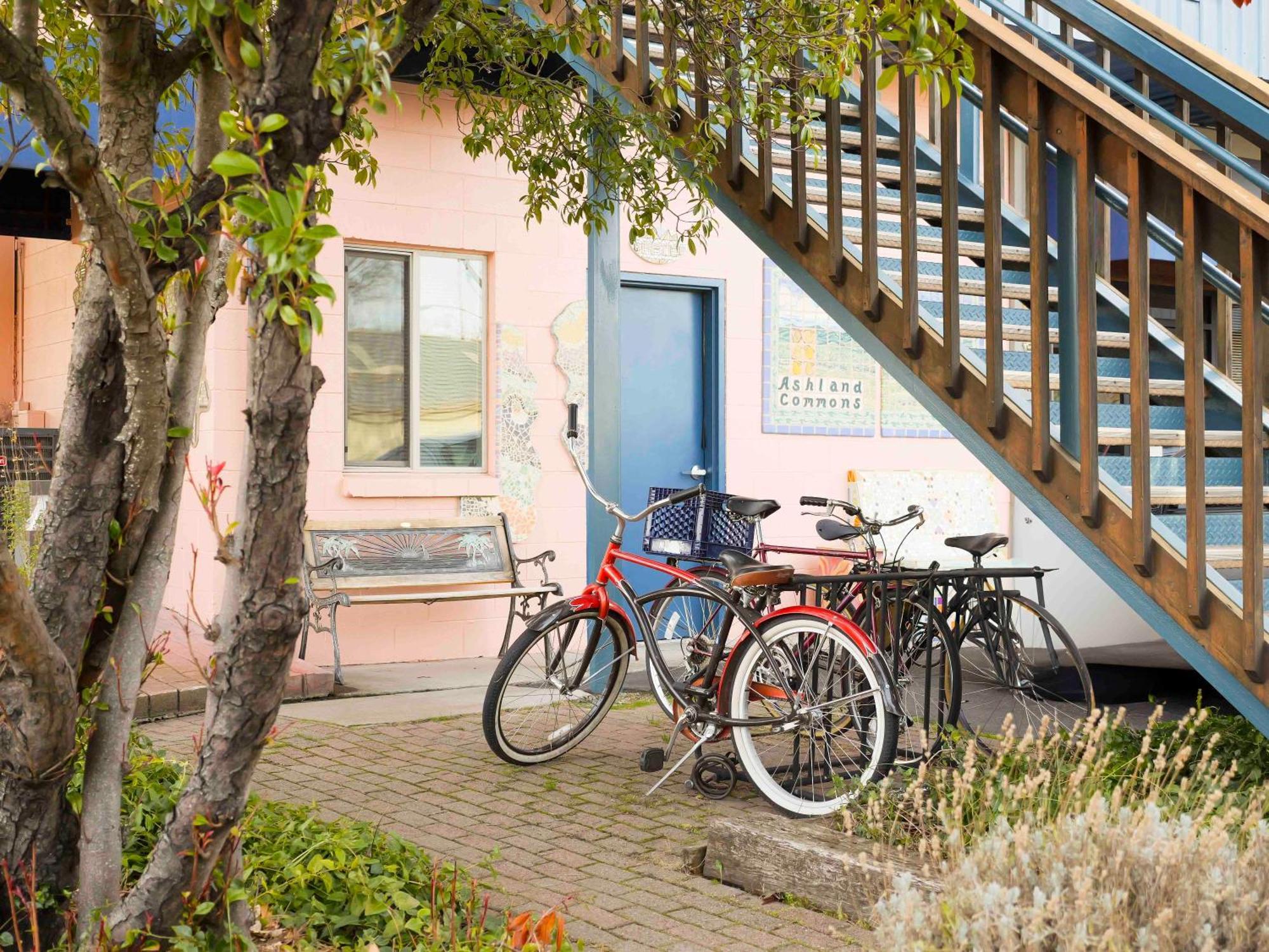 Ashland Commons Hostel Exterior foto
